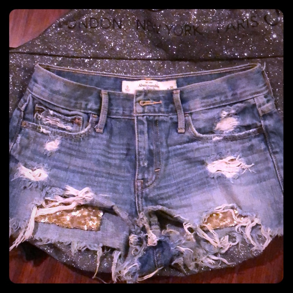 Abercrombie & Fitch shorts brand new